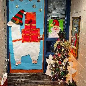 3rd place door, The Christmas Llama door