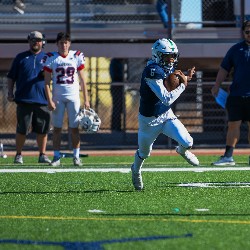 #6 running the ball down the field