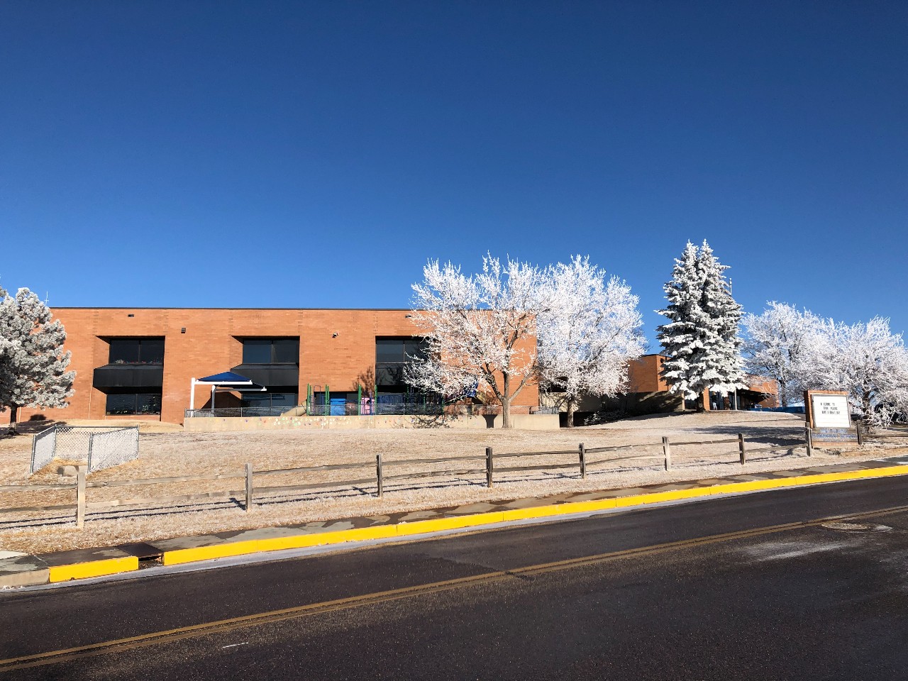 The exterior of High Plains Elementary School in the winter.