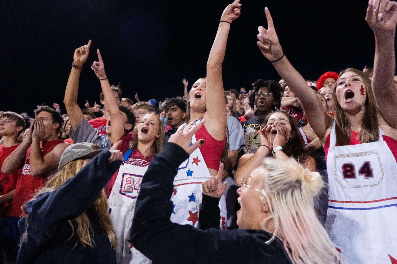 LHS students cheer during a homecoming event.