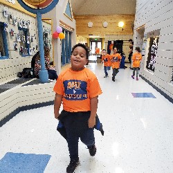 Students running in the fun run